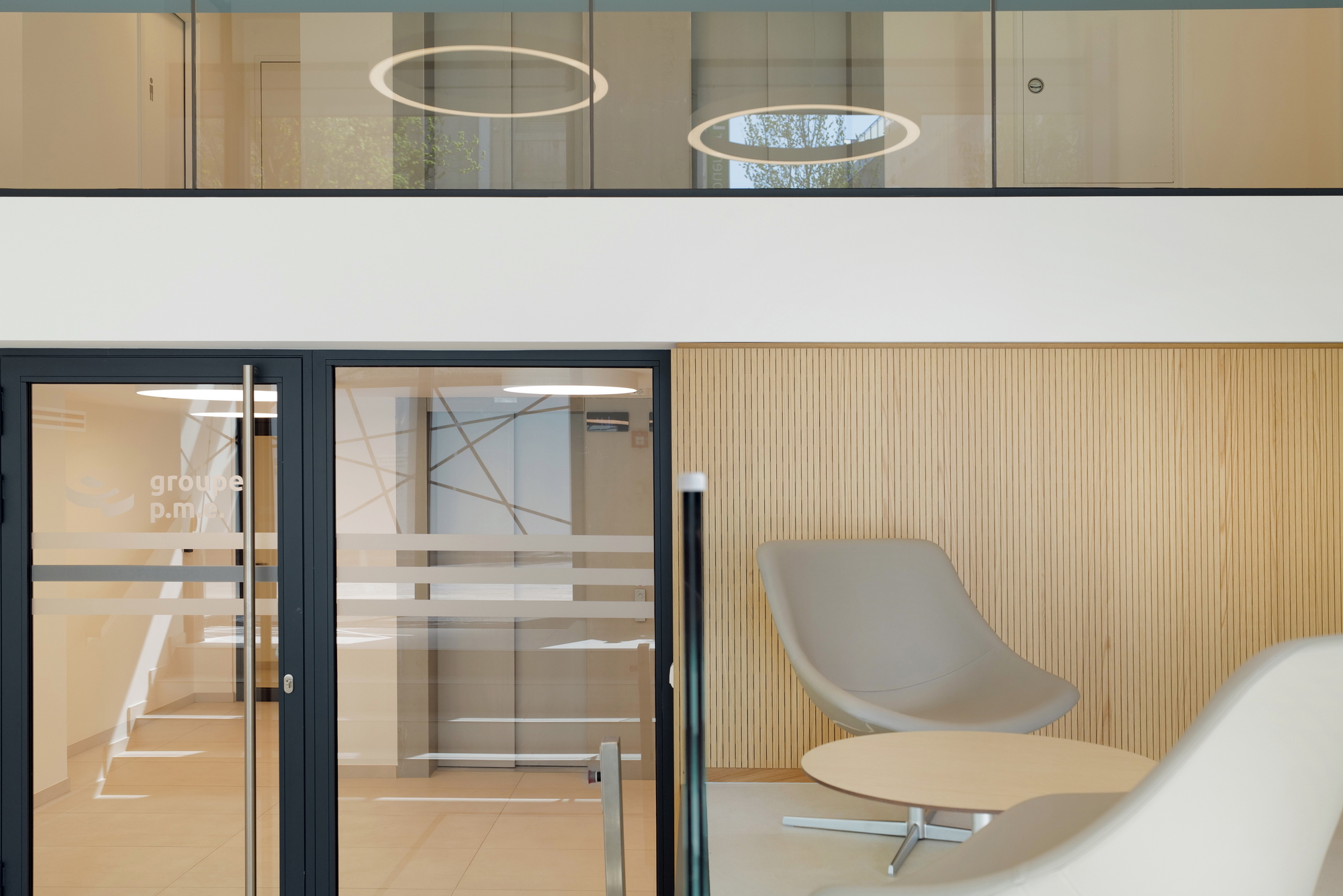 15-30_L1040467_CThiry