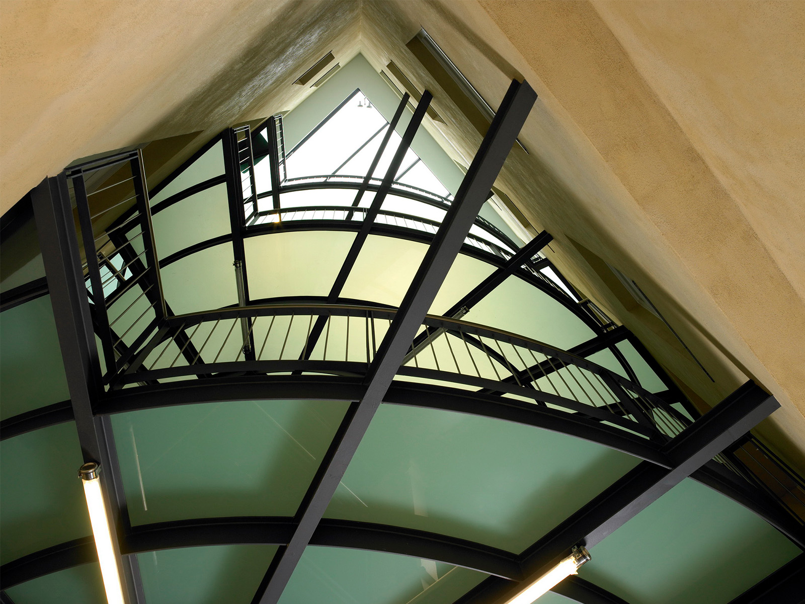 98-31_St-Joseph-304_CWeber