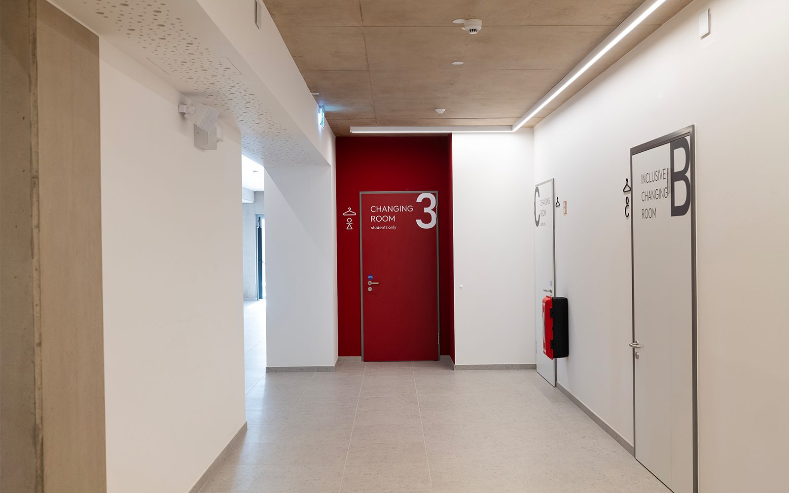 19-15_L1100703_Catherine Thiry